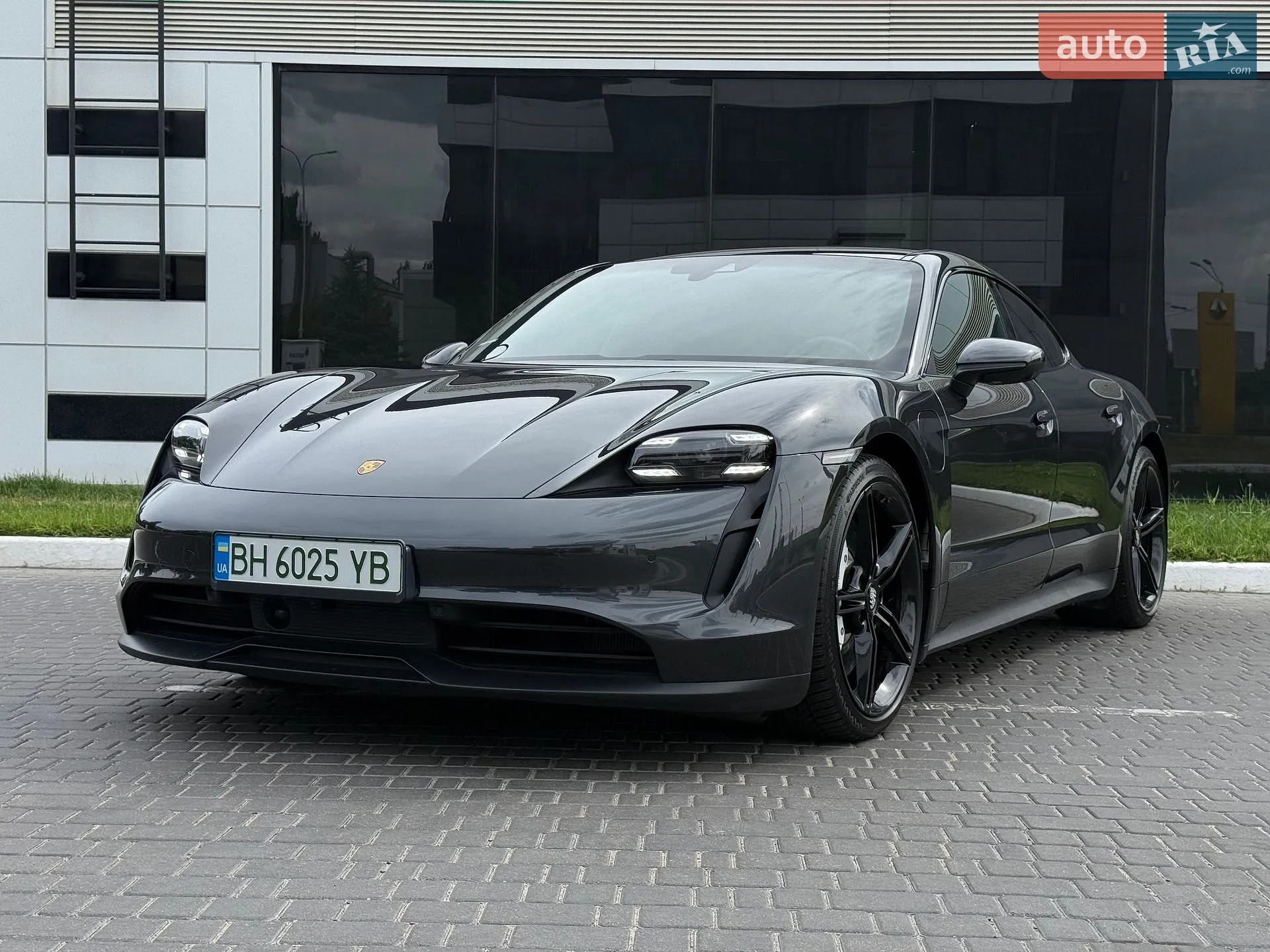 2021 Porsche Taycan - фото 1