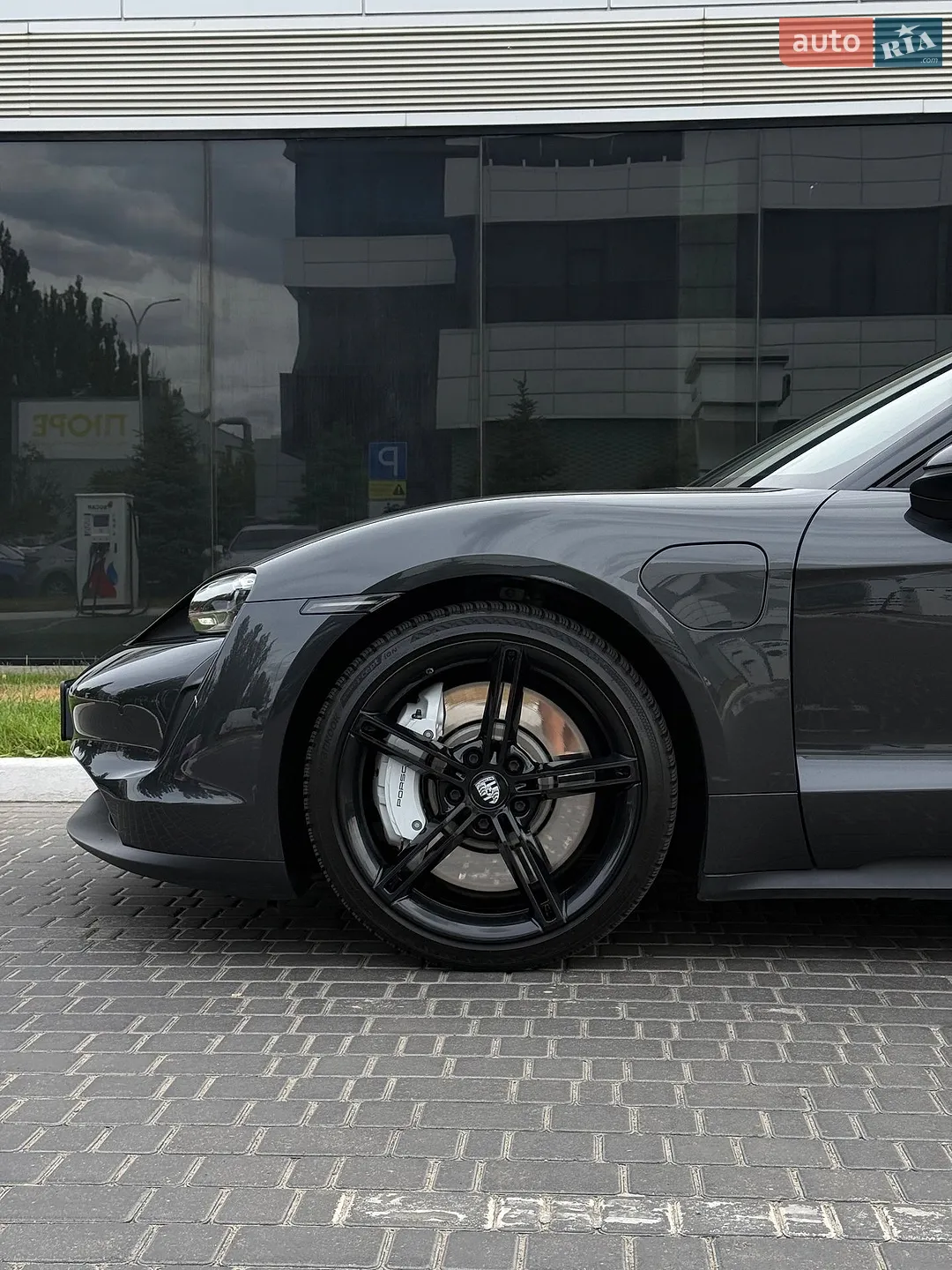 2021 Porsche Taycan - мініатюра 7