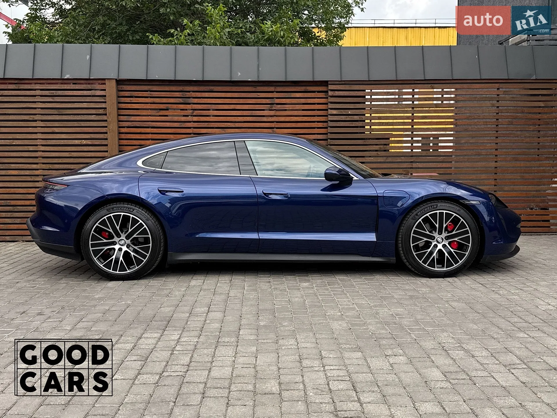 2020 Porsche Taycan - мініатюра 8