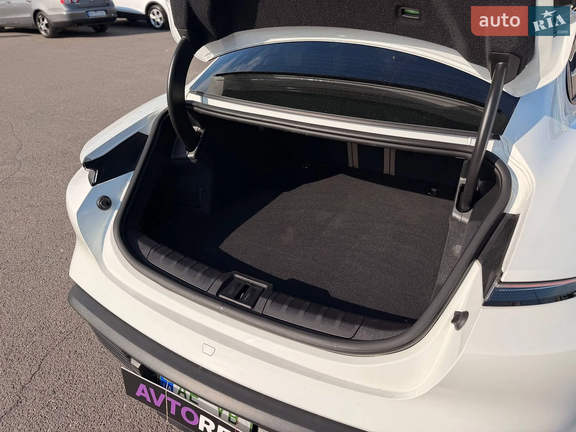 2021 Porsche Taycan - мініатюра 36