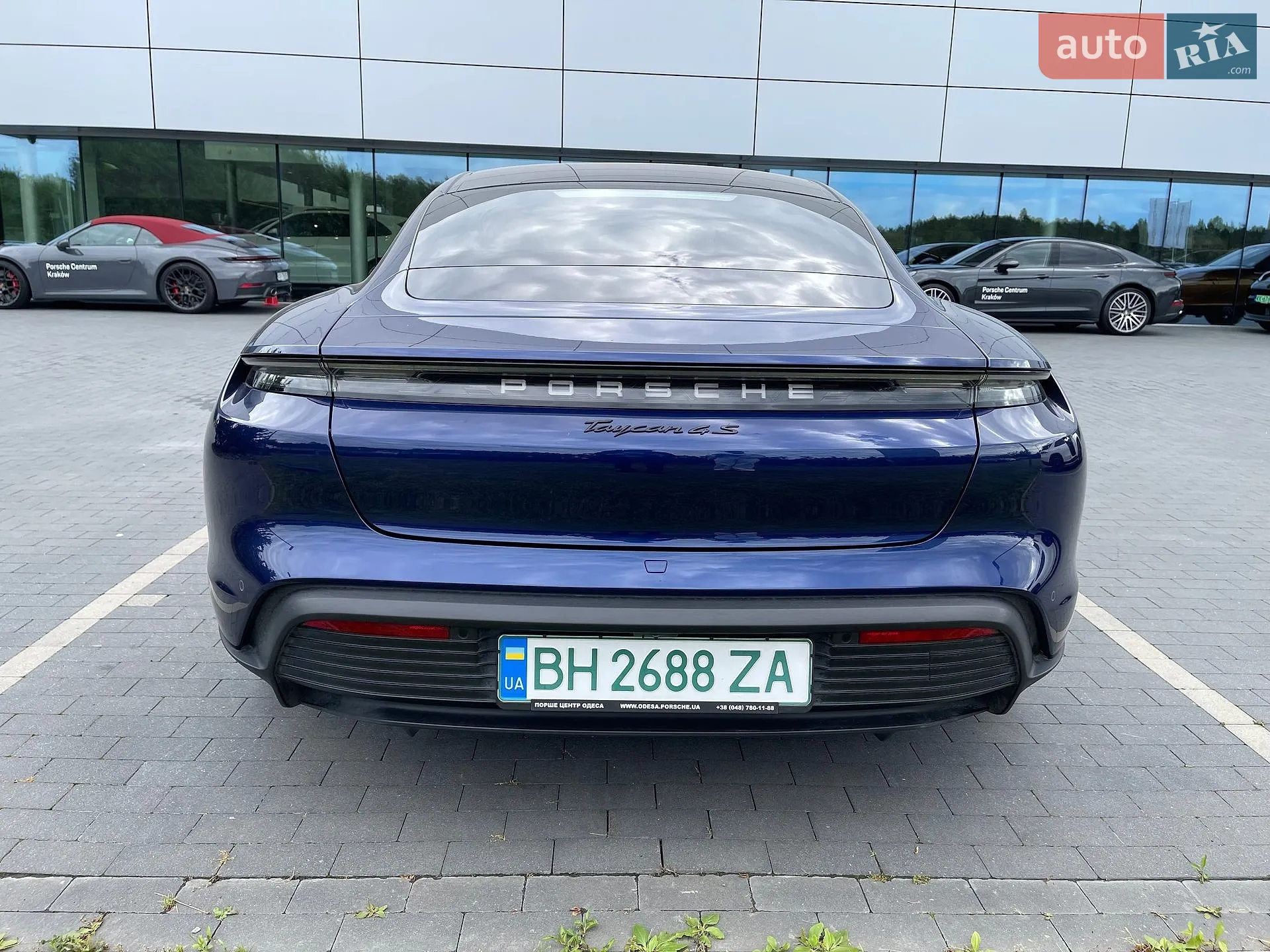 2020 Porsche Taycan - мініатюра 6
