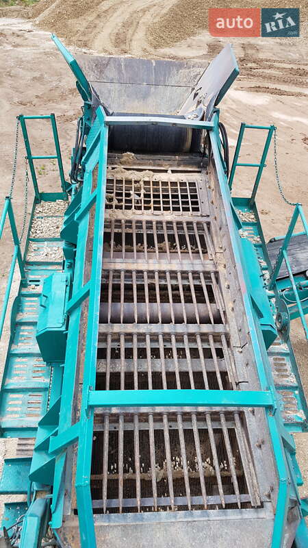 Грохот вибрационный Powerscreen 1400 2007 в Киеве