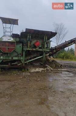 Дробильная установка, дробилка Powerscreen Maxtrak 1996 в Ивано-Франковске