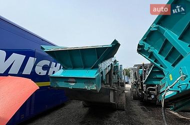 Дробарка (дробильна установка) Powerscreen Maxtrak 2026 в Києві