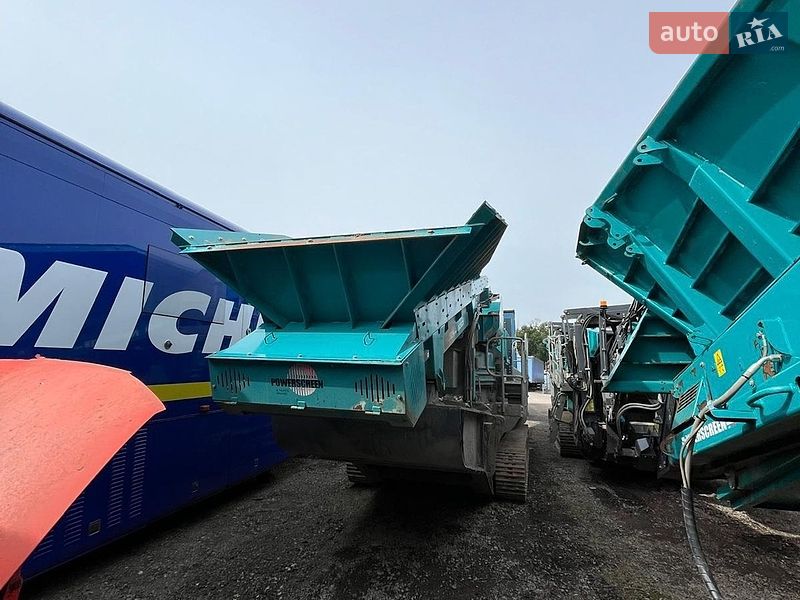 Дробарка (дробильна установка) Powerscreen Maxtrak 2026 в Києві