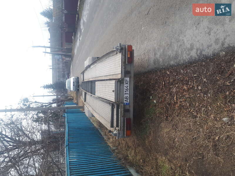 Лафет Причеп Автоприцеп 2001 в Вінниці