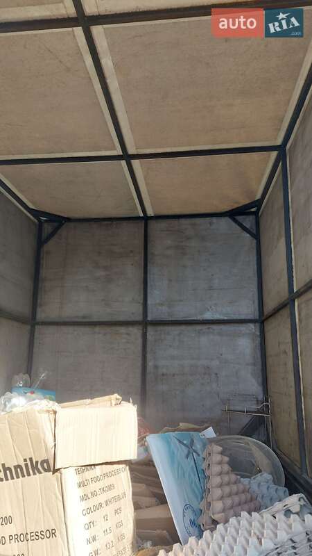 Легковий причіп Причеп Автоприцеп 2006 в Чернівцях фото 7 Легковий причіп Причеп Автоприцеп 2006 в Чернівцях