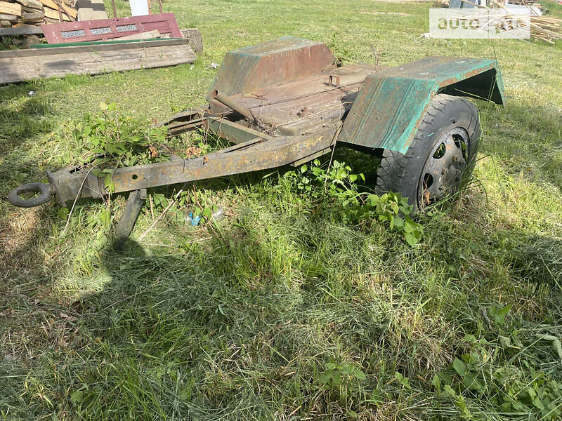 Шасси полуприцеп Прицеп Тракторный 1990 в Бориславе