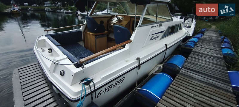 Катер Princess 25 1982 в Новояворівську