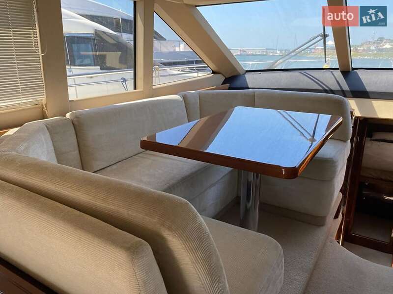 Моторна яхта Princess 50 2009 в Одесі фото 17 Моторна яхта Princess 50 2009 в Одесі