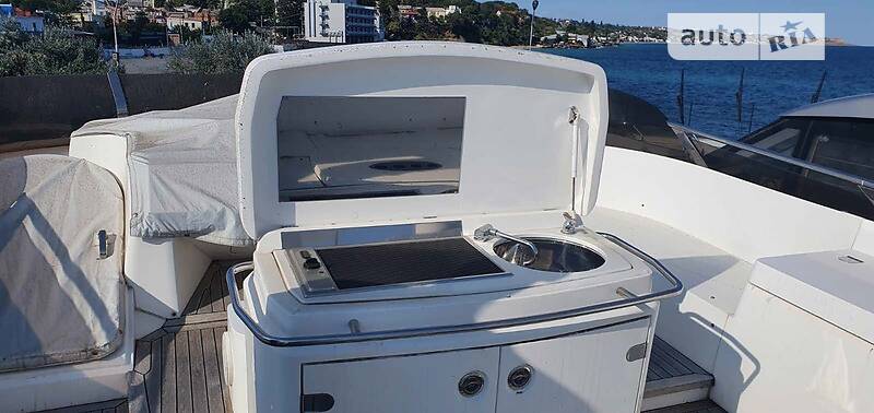 Моторная яхта Princess 67 2008 в Киеве