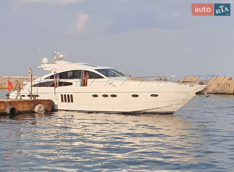 Моторная яхта Princess V65 2008 в Одессе