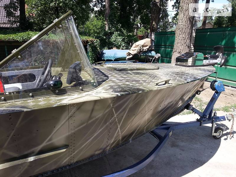 Човен Прогресс 2 2015 в Києві