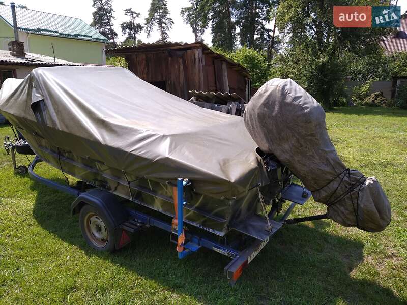 Човен Прогресс 2 2015 в Києві