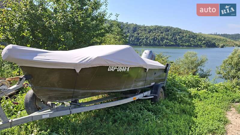 Лодка Прогресс 2 1979 в Староконстантинове