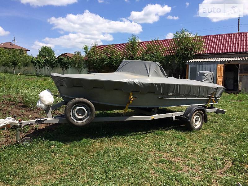 Катер Прогресс 2М 1986 в Харкові