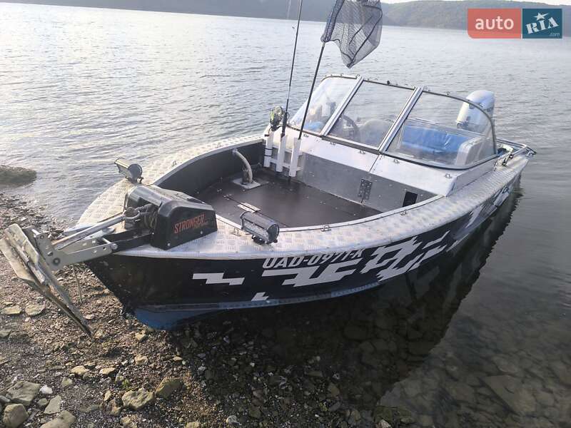 Човен Прогресс 2М 1990 в Вінниці