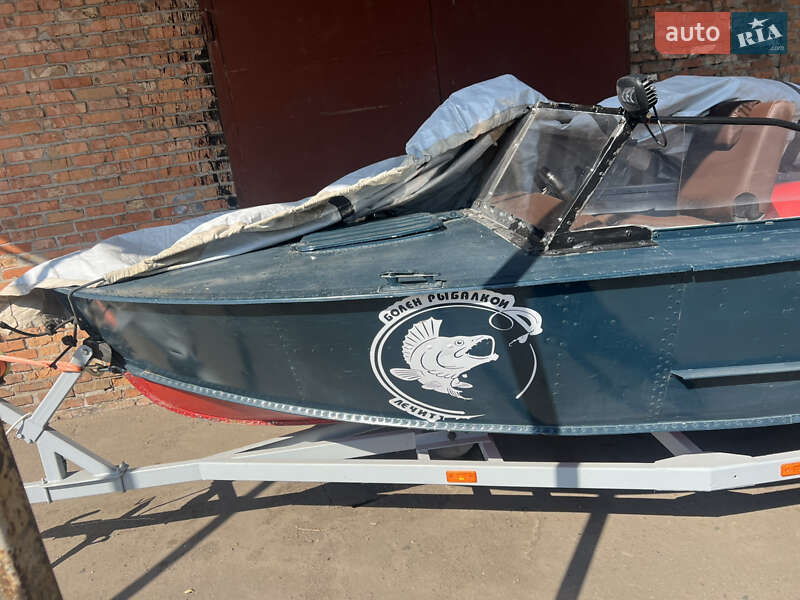 Катер Прогресс 2М 2005 в Лозовой