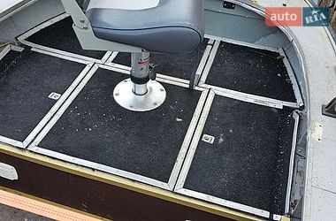 Лодка Прогресс 4M 2000 в Кобеляках