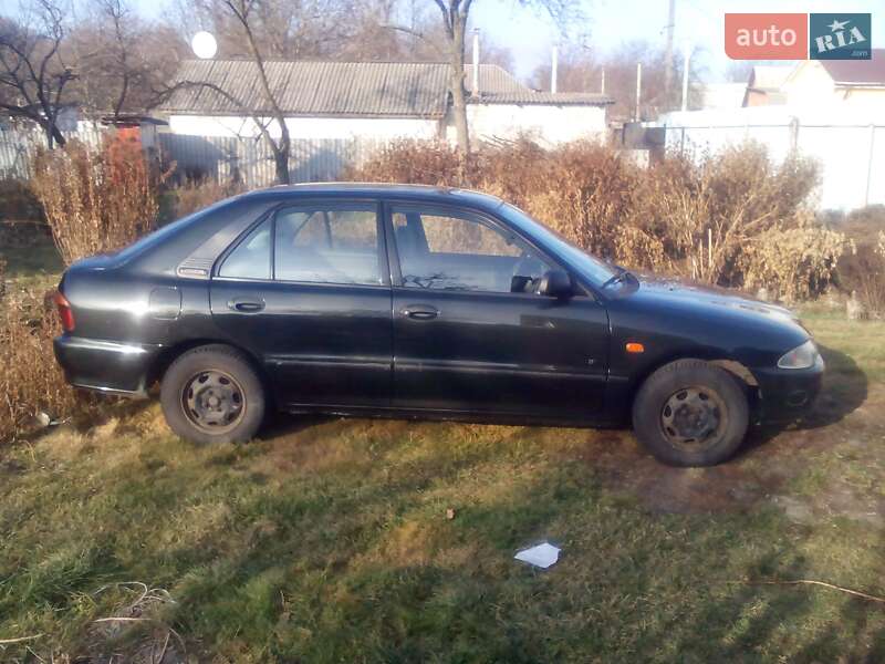 Хэтчбек Proton 415 1995 в 