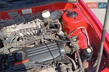 Седан Proton 415 1995 в Самборе