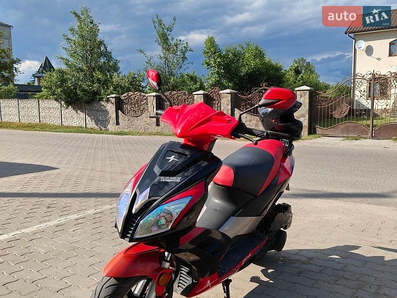 Скутер Pulse Adrenaline 2011 в Рудки