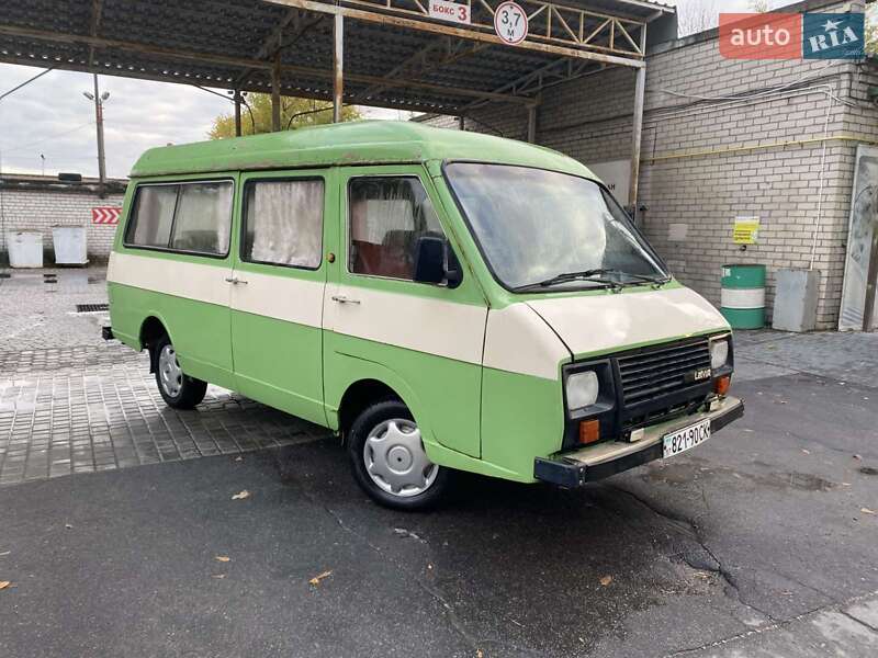 Микроавтобус РАФ 2203 1993 в Кременчуге фото Микроавтобус РАФ 2203 1993 в Кременчуге