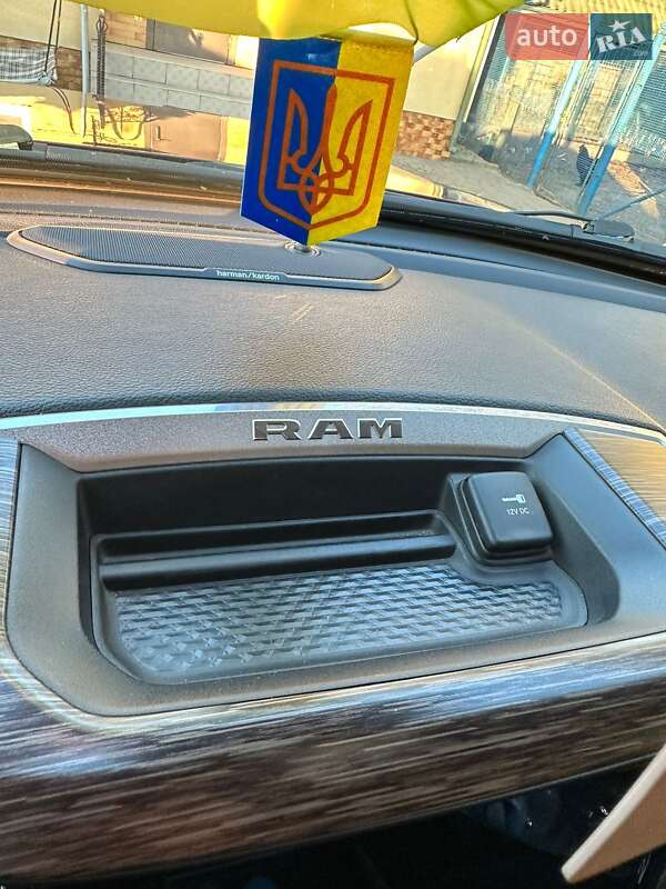 Пикап Ram 1500 2019 в Луцке