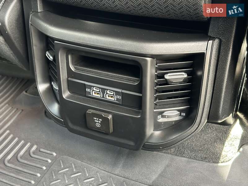 Пикап Ram 1500 2022 в Киеве