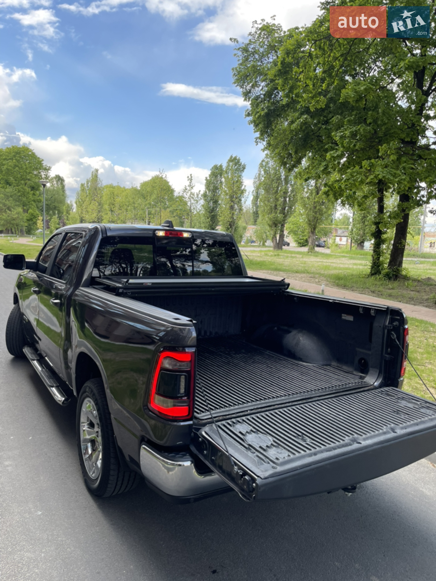 2019 RAM 1500 - мініатюра 32
