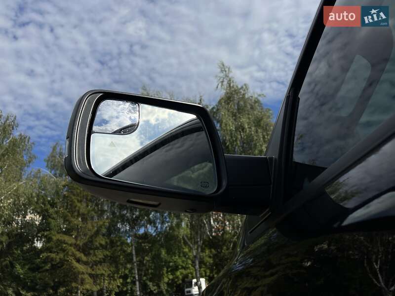 Пикап Ram 1500 2019 в Львове