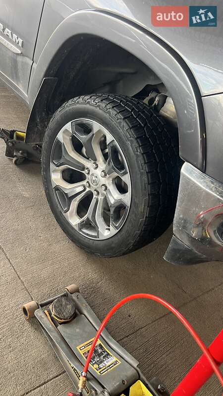 Пикап Ram 1500 2022 в Черновцах