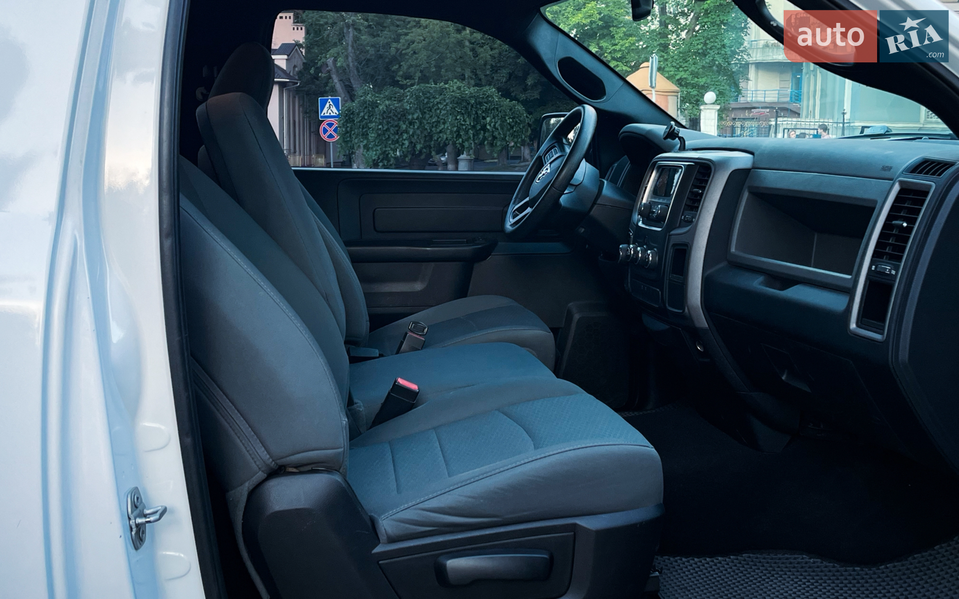 2016 RAM 1500 - мініатюра 27