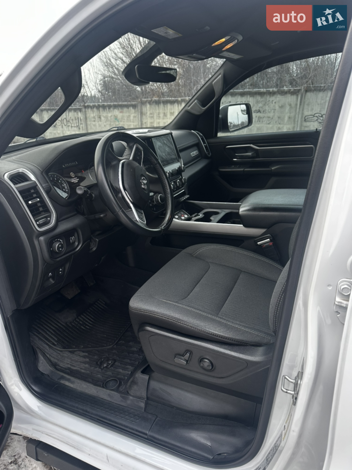 2022 RAM 1500 - мініатюра 11