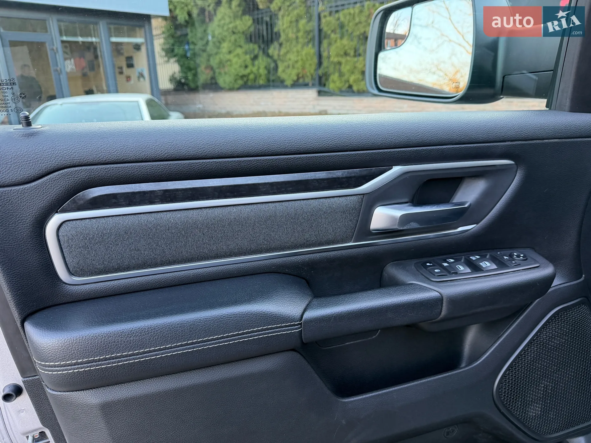 2019 RAM 1500 - мініатюра 19