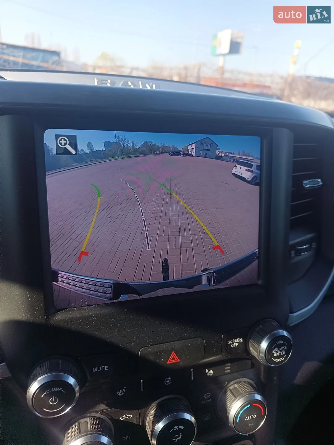 2020 RAM 1500 - мініатюра 3