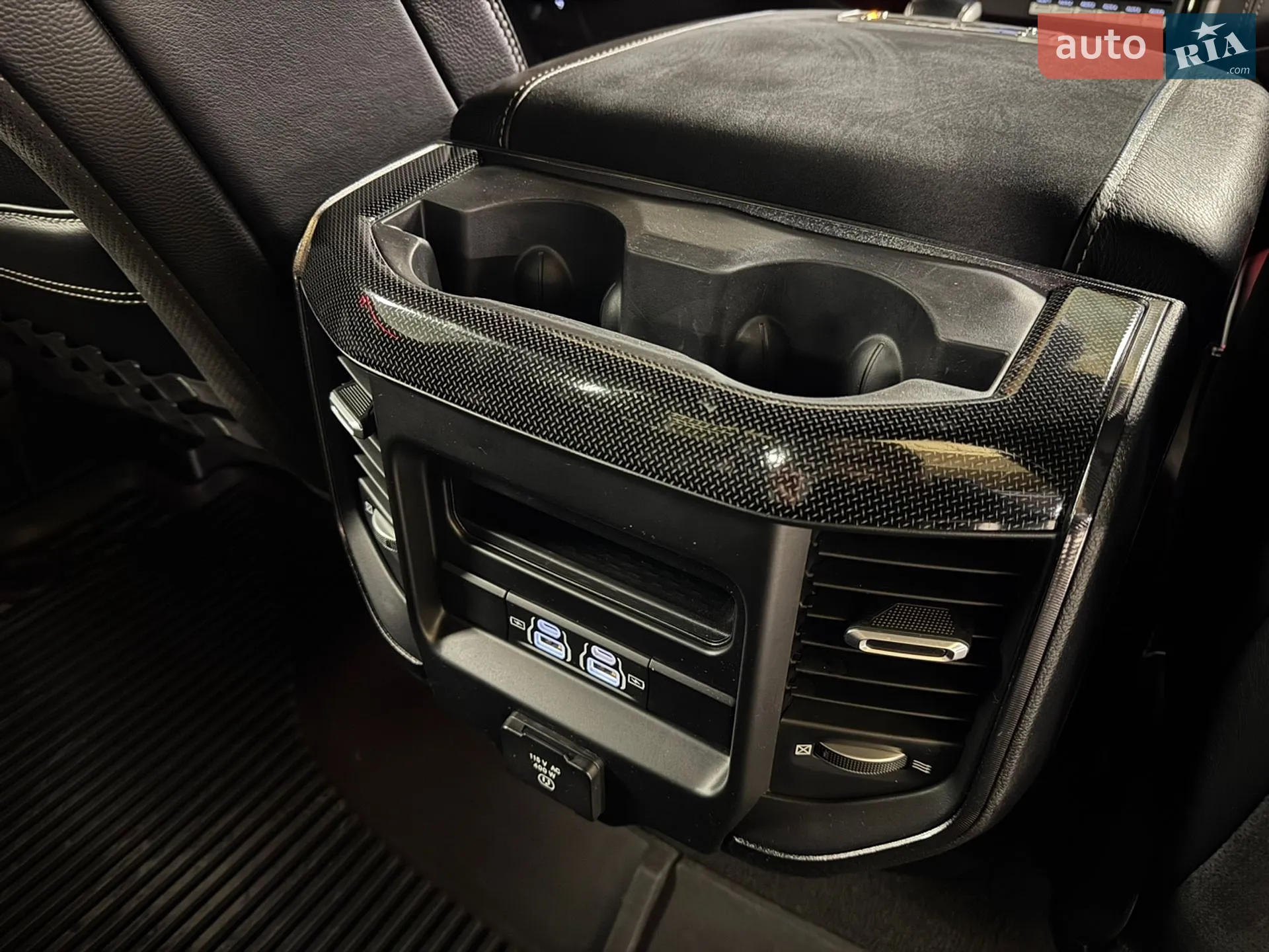 2022 RAM 1500 - мініатюра 75