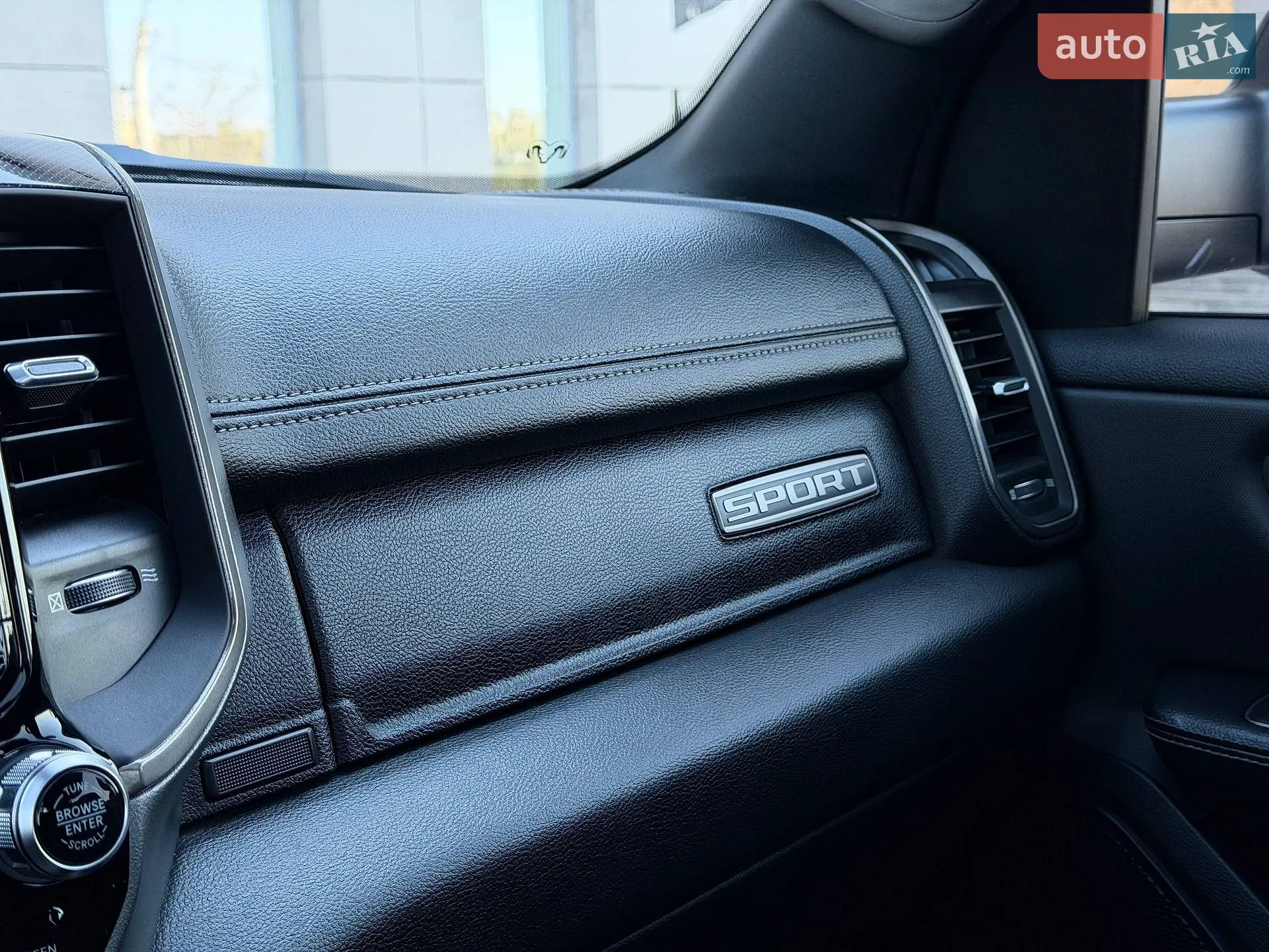 2019 RAM 1500 - мініатюра 92