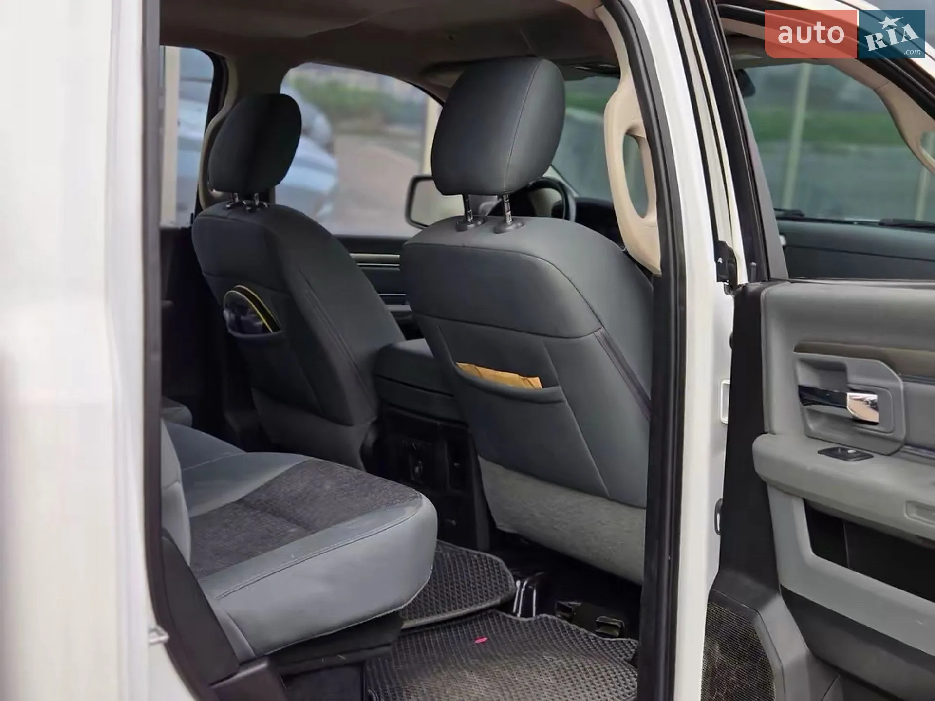 2019 RAM 1500 - мініатюра 20