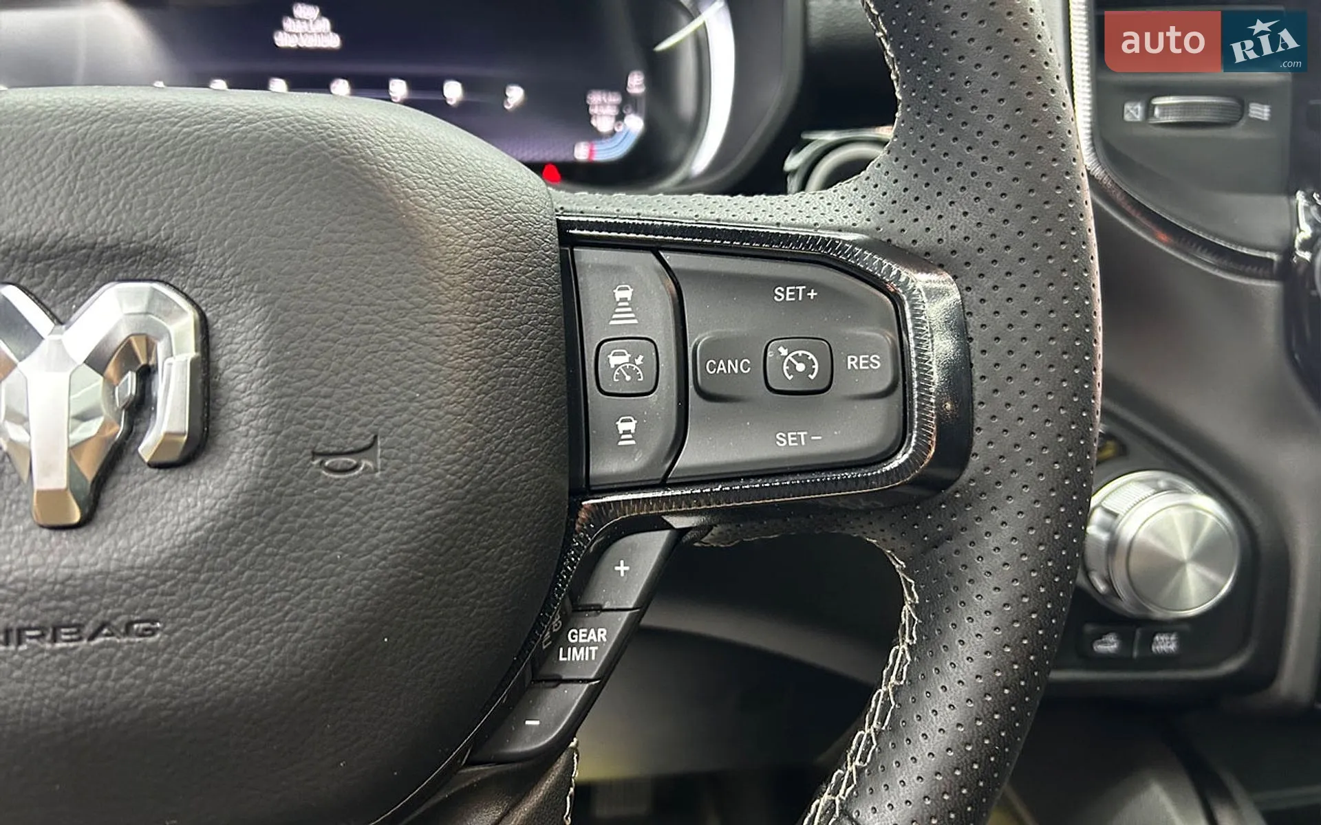 2024 RAM 1500 - мініатюра 22