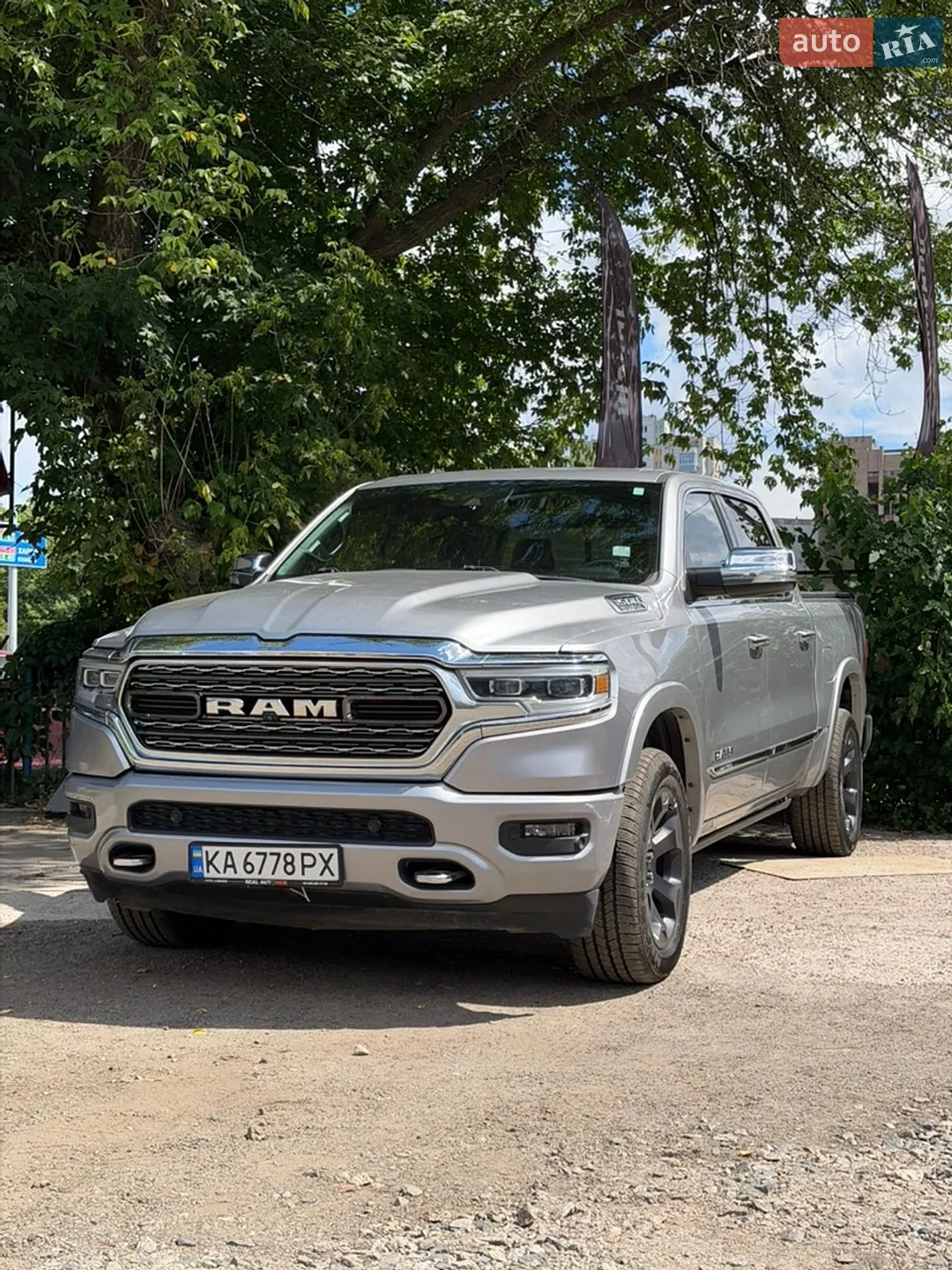 2019 RAM 1500 - мініатюра 8