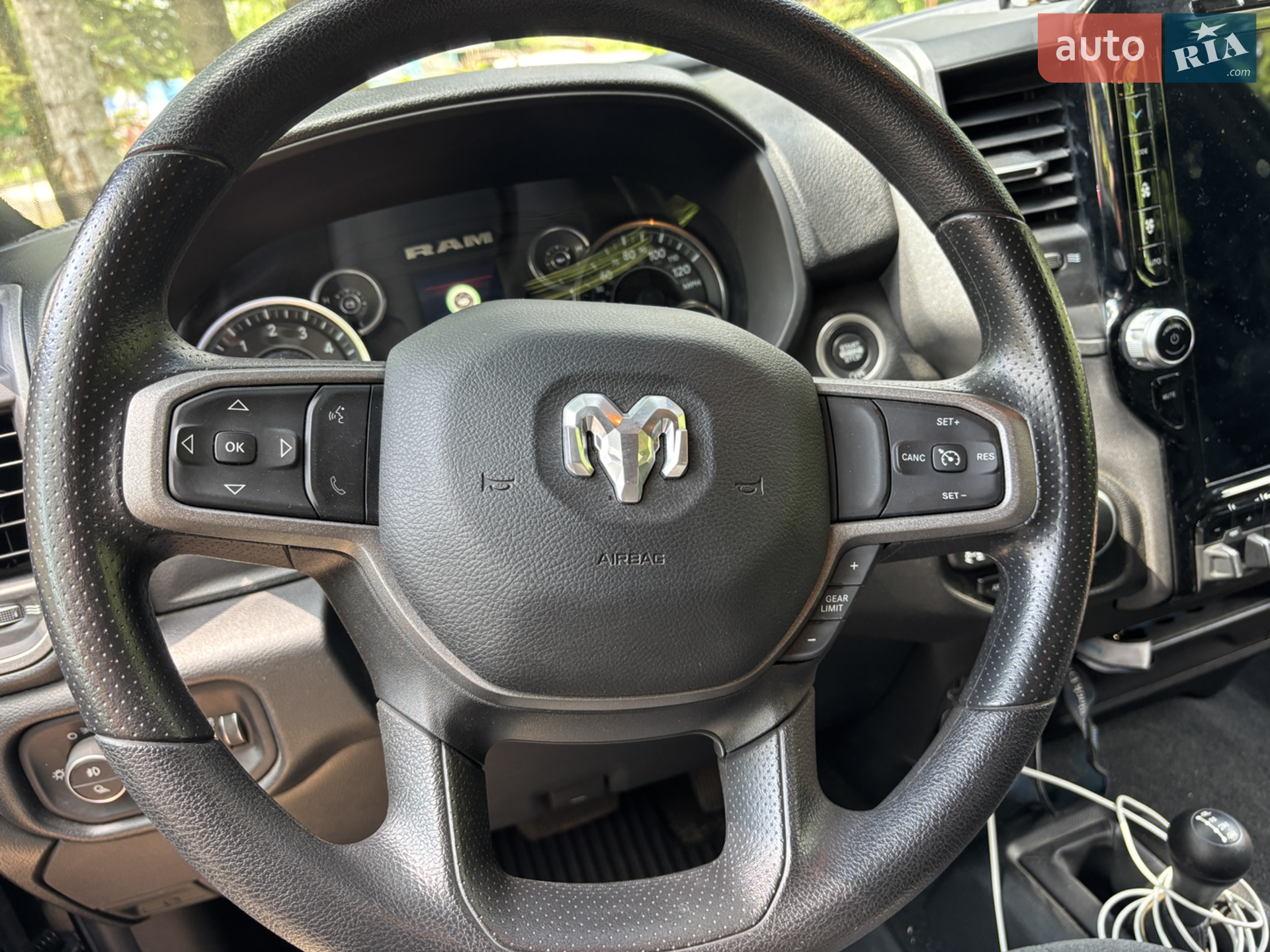 2023 RAM 2500 - мініатюра 35