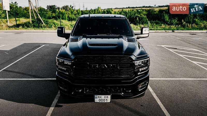 Пикап Ram 3500 2023 в Ровно