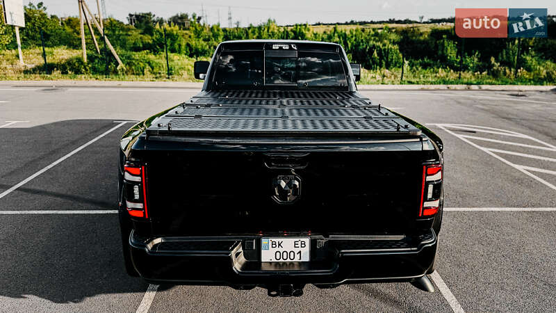 Пикап Ram 3500 2023 в Ровно