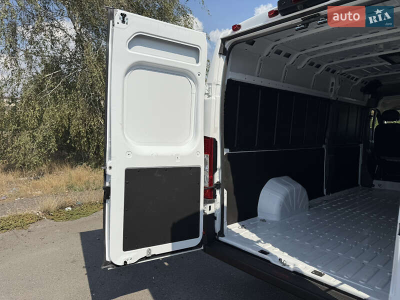 Вантажний фургон Ram Promaster 2024 в Дніпрі фото 9 Вантажний фургон Ram Promaster 2024 в Дніпрі