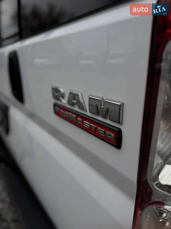 Вантажопасажирський фургон Ram Promaster 2020 в Бродах фото 19 Вантажопасажирський фургон Ram Promaster 2020 в Бродах