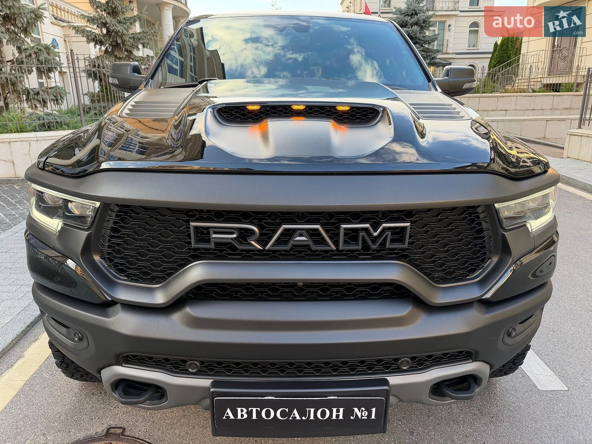 2023 RAM 1500 - мініатюра 3