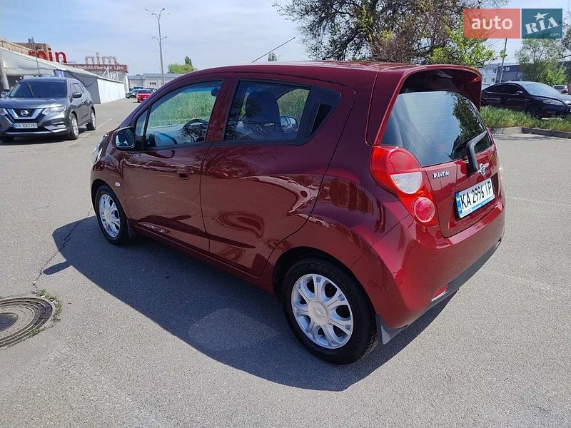 Хэтчбек Ravon R2 2016 в Киеве