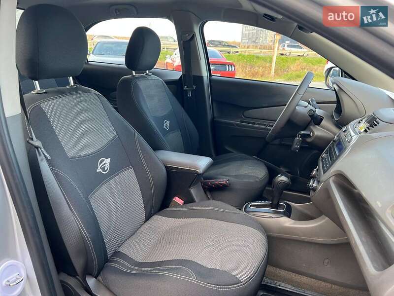 Седан Ravon R4 2017 в Львове