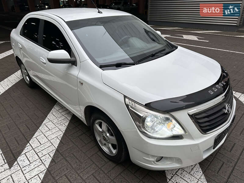 Седан Ravon R4 2017 в Киеве фото 48 Седан Ravon R4 2017 в Киеве